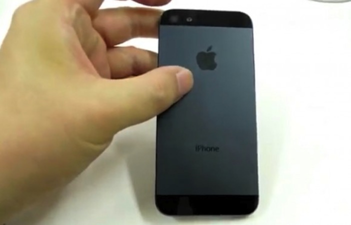 Read more about the article Είναι αυτό το iPhone 5; [VIDEO]