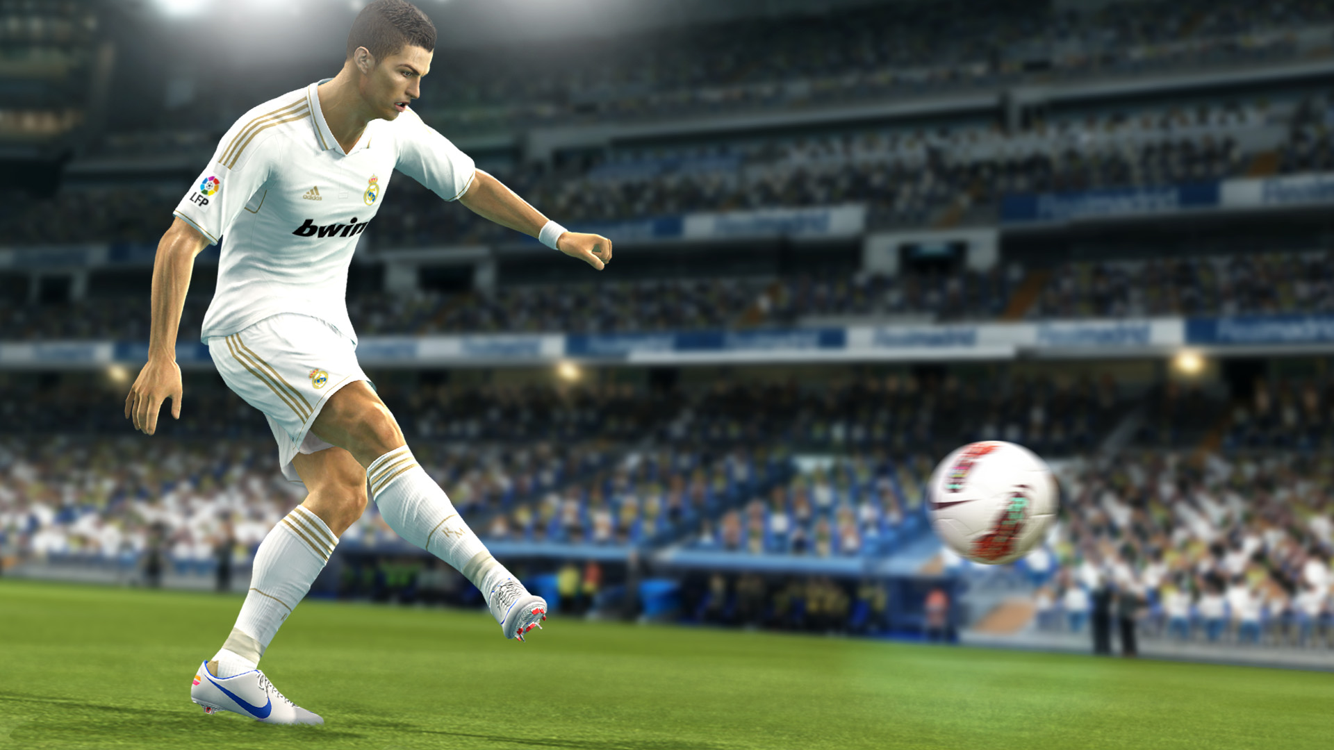 You are currently viewing Στις 4 Οκτωβρίου το PES 2013 με 150 ομάδες