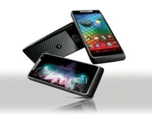 Read more about the article Το νέο Motorola RAZR i με τεχνολογία Intel Inside και οθόνη Edge-to-Edge