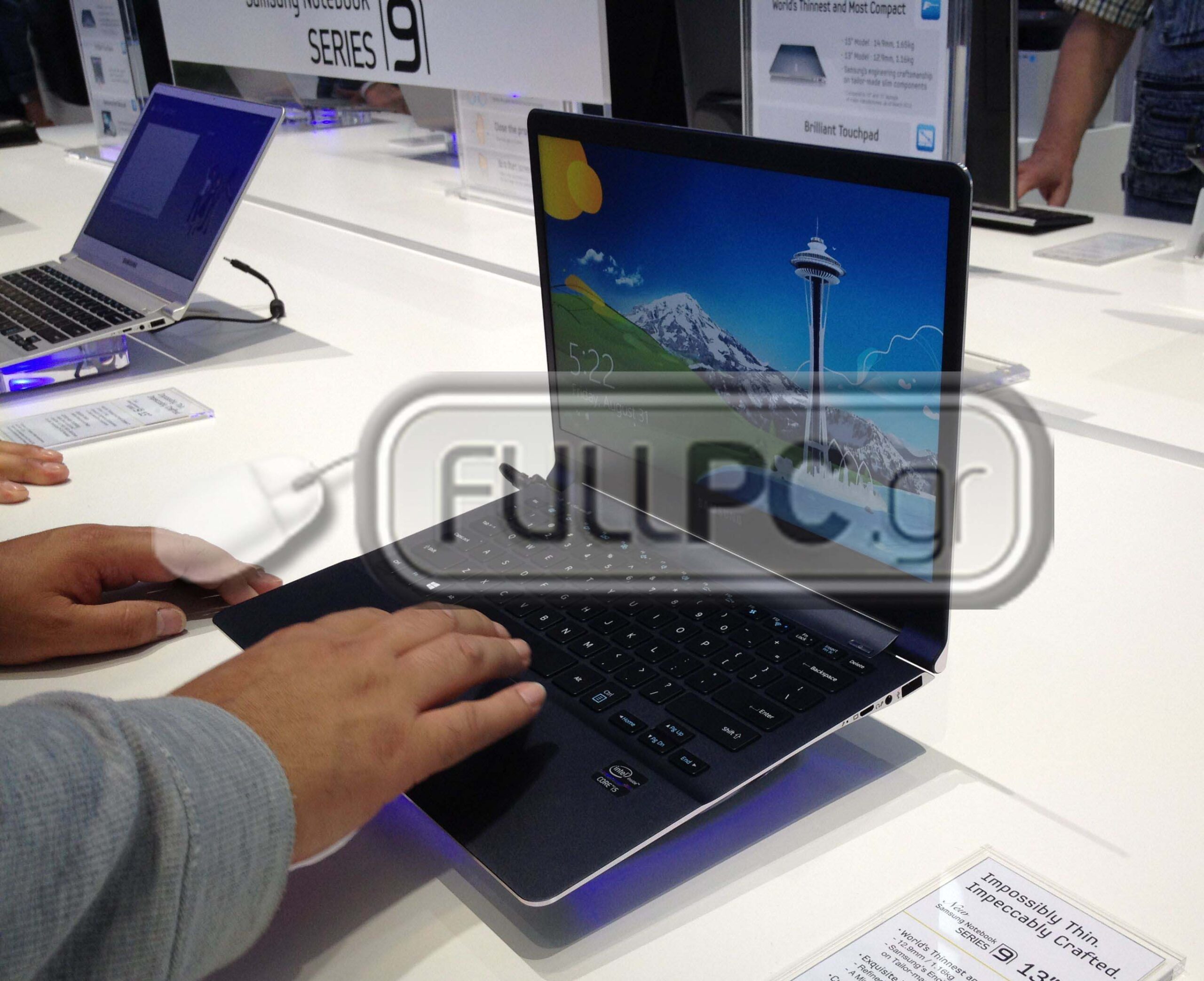 Read more about the article Samsung Series 9 13″ @ IFA 2012