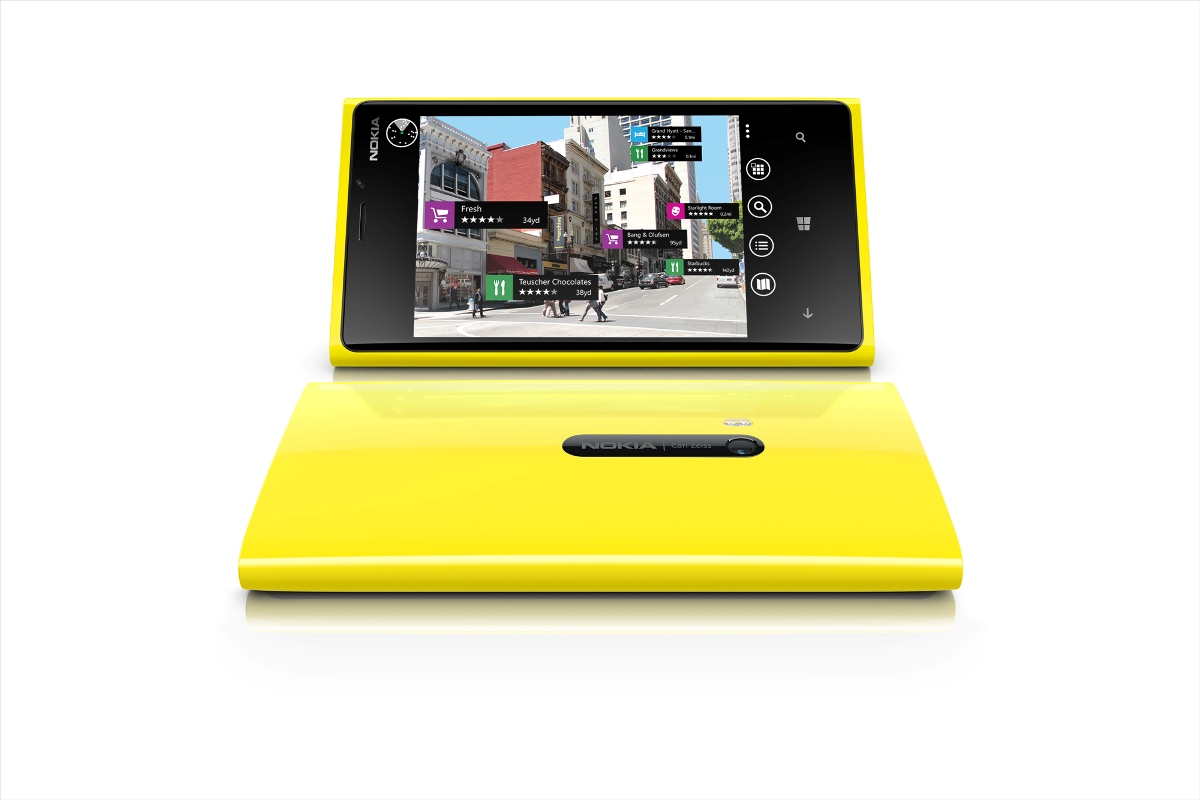 Read more about the article Νέα Nokia Lumia 820 & Lumia 920 με Windows Phone 8