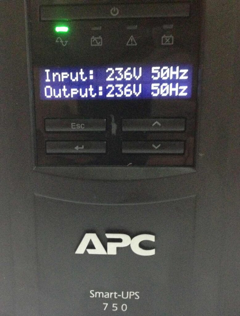 APC-SmartUPS750VA-online